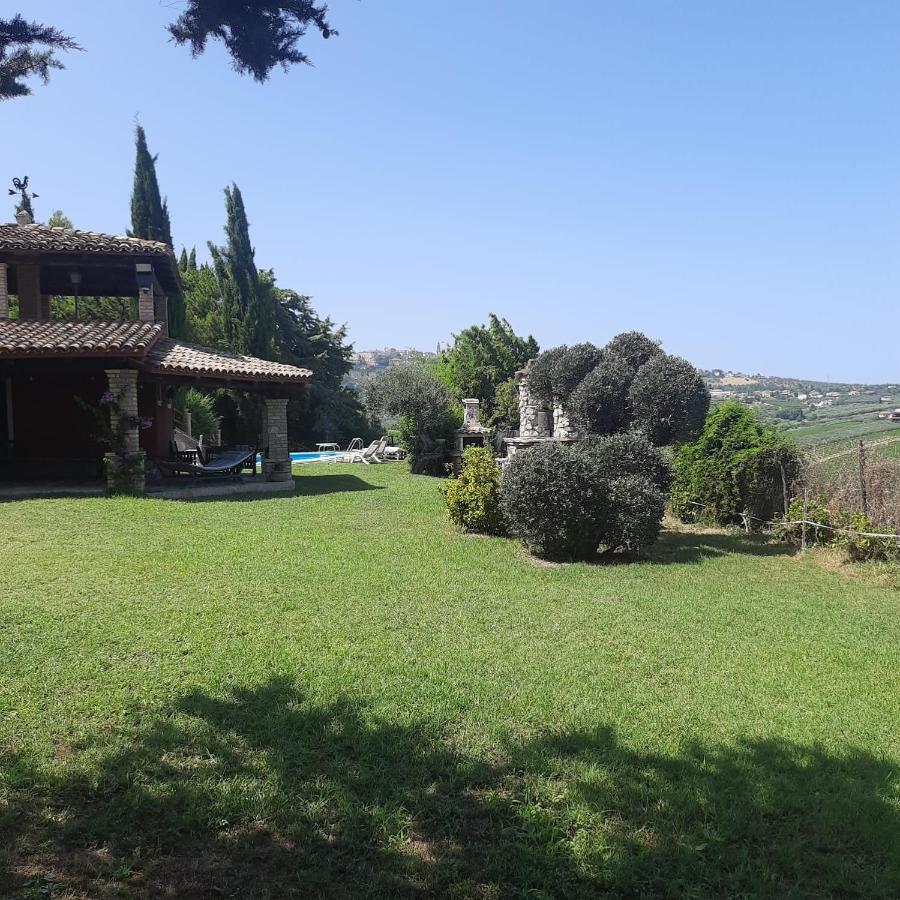 Casalustro Βίλα Citta Sant'Angelo Εξωτερικό φωτογραφία